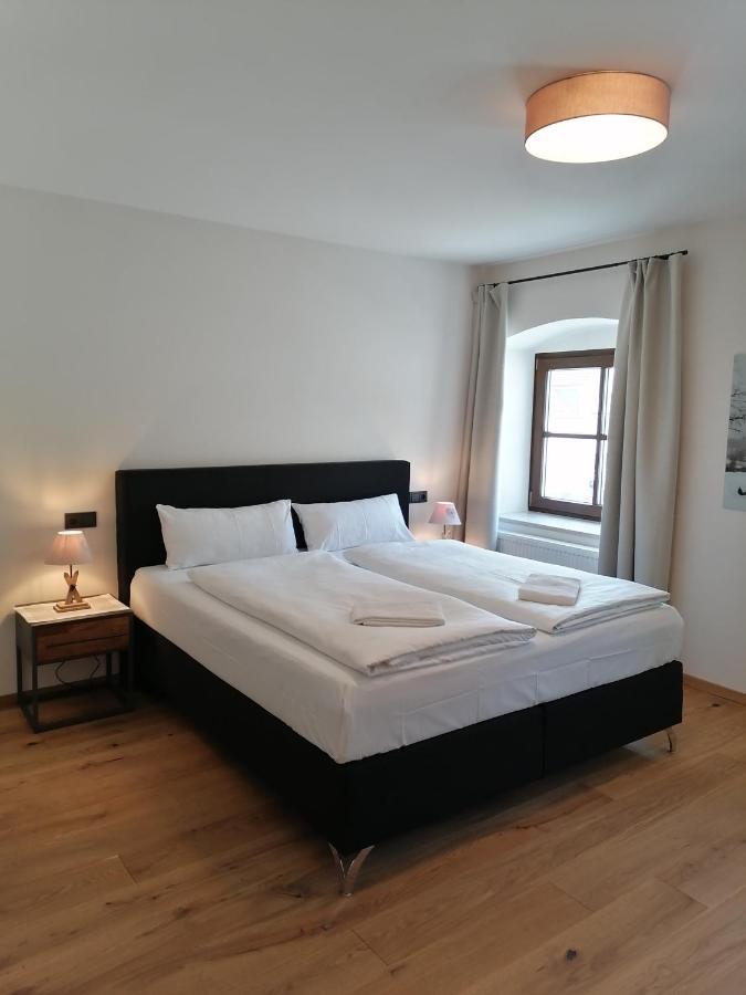 Hotelgasthof Kirchenwirt Schierling Екстериор снимка