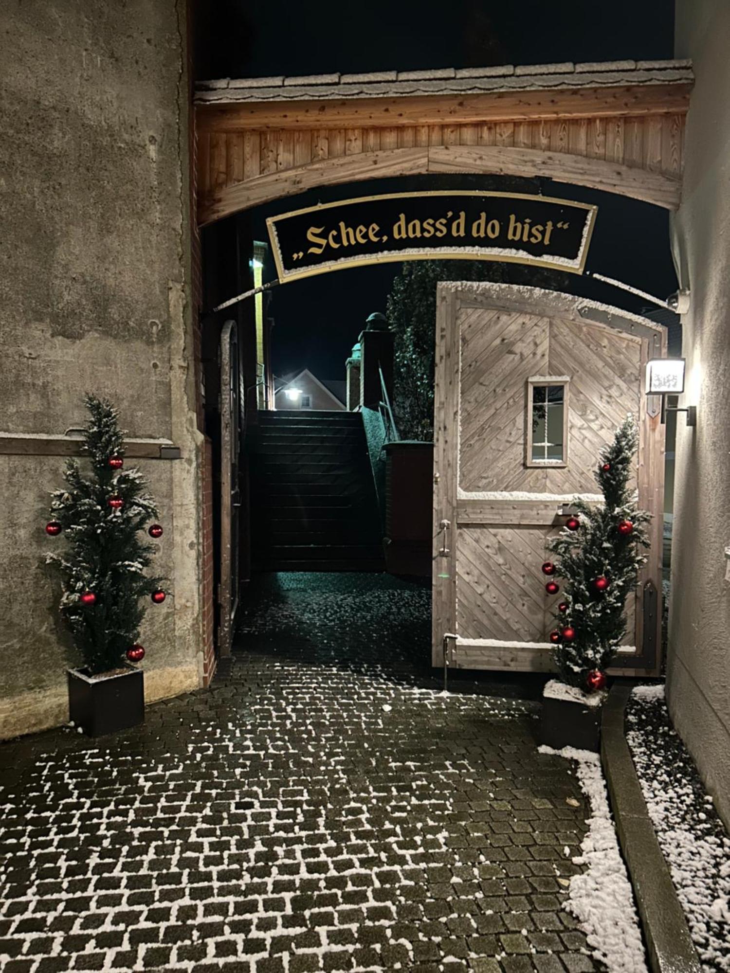 Hotelgasthof Kirchenwirt Schierling Екстериор снимка